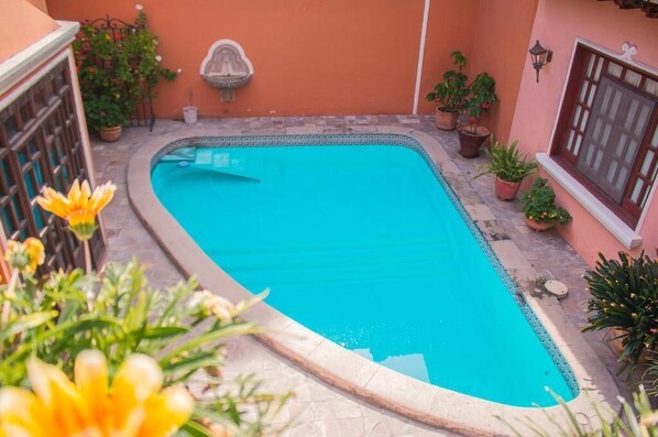 Outdoor pool - Casa de la O (San Miguel de Allende)