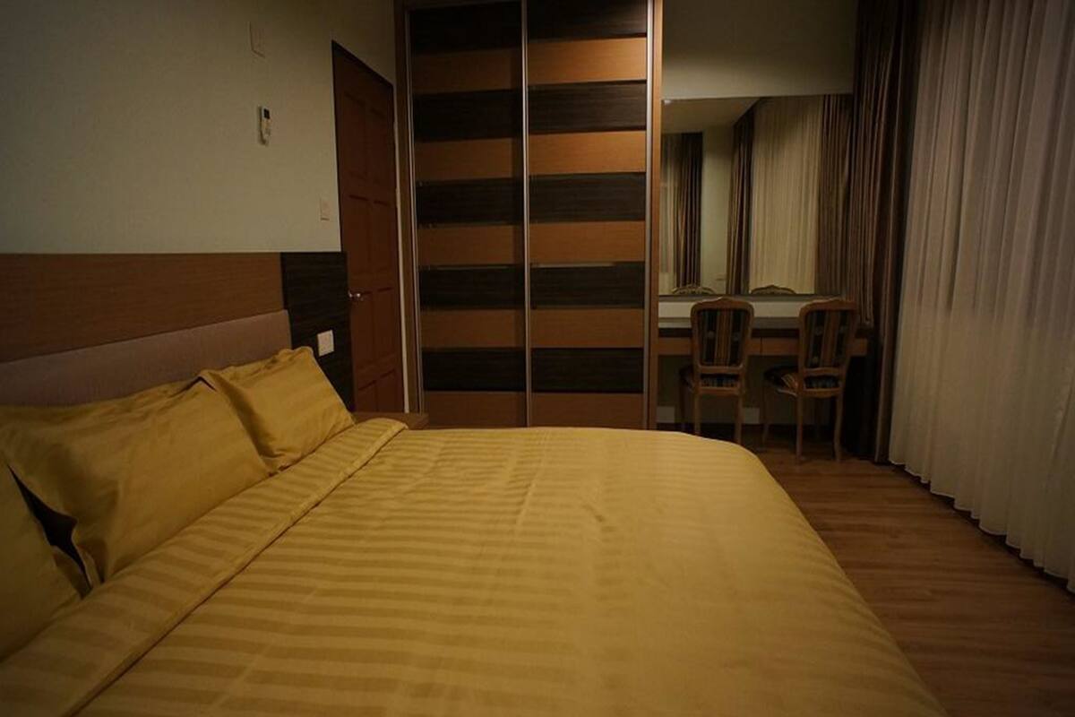 Basic Double Room, Non Smoking, Partial Sea View | In-room safe, individually furnished, desk, blackout curtains