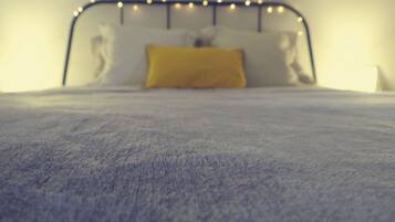 2 bedrooms, desk, soundproofing, iron/ironing board