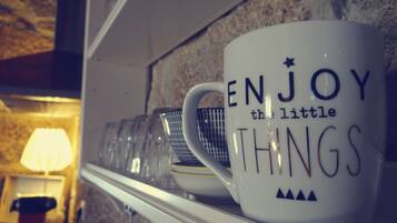 Kaffe och/eller kaffebryggare