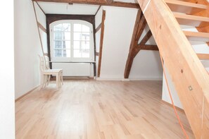 Apartamento City (Nr. 19) | Sala de estar | Una televisión de pantalla plana