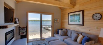 Private Beach & Dock: Little Traverse Lake Cottage