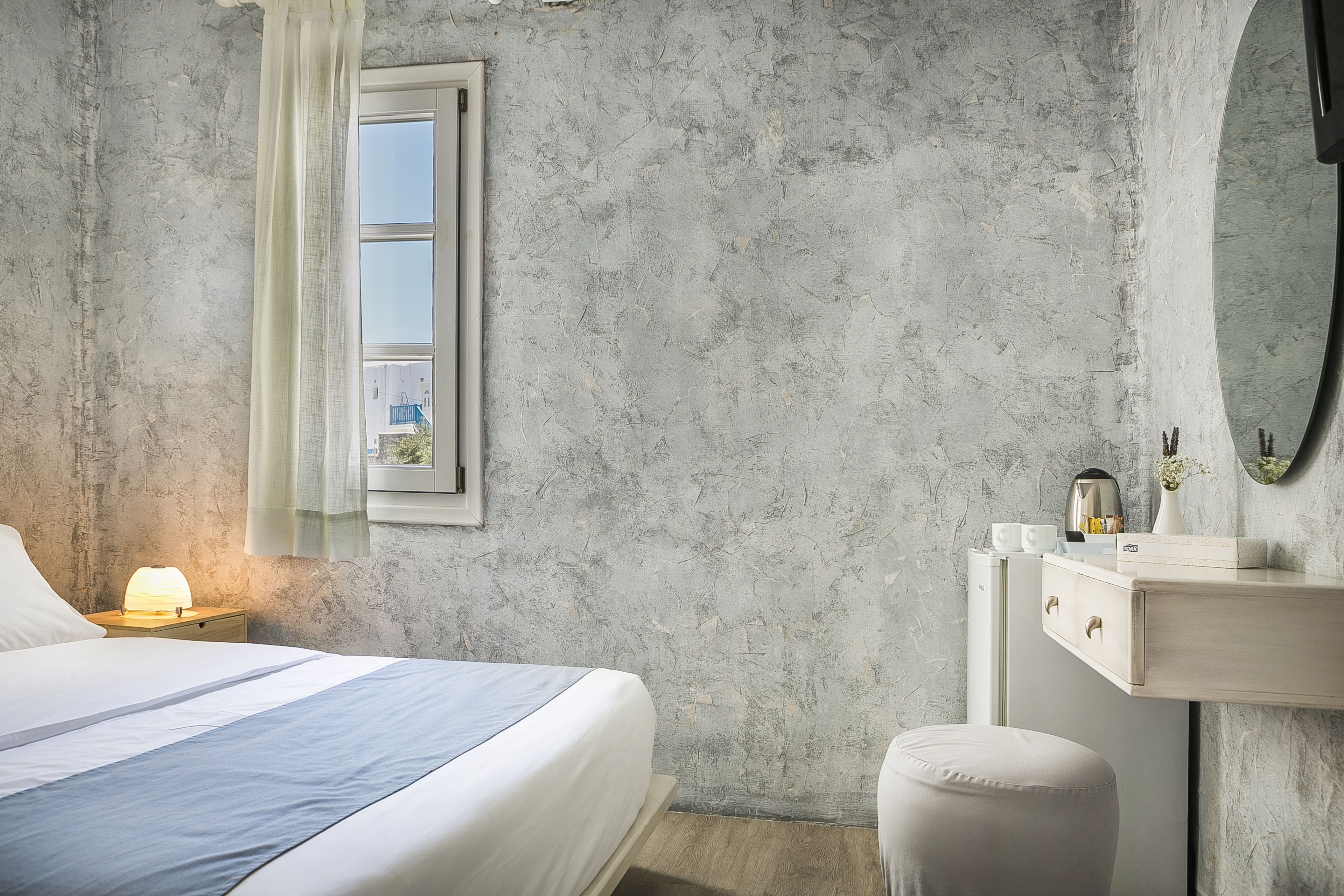 standard single room | in-room safe, free wifi, bed sheets, wheelchair access