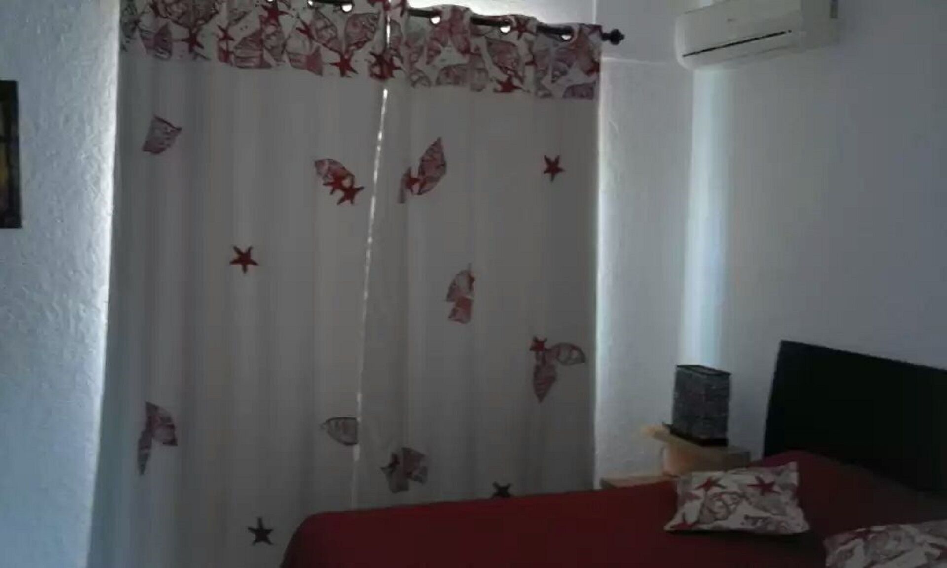 2 soverom, safe på rommet, strykejern/-brett og wi-fi (mot et tillegg)