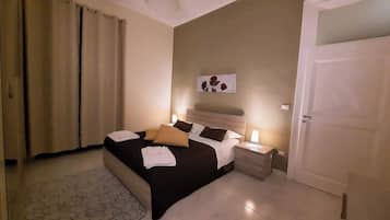 2 Schlafzimmer, Bügeleisen/Bügelbrett, WLAN, Bettwäsche