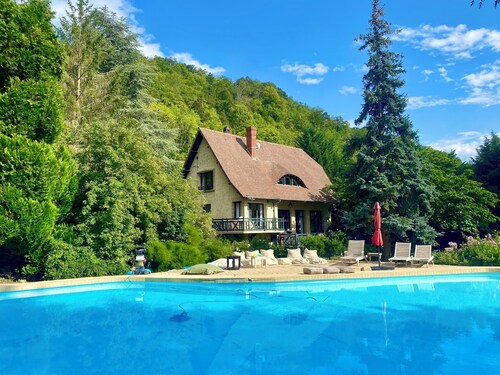 Maison de Campagne Week-End/ Semaine /1h Paris Ouest/  Rouen Louviers/CONNELLES