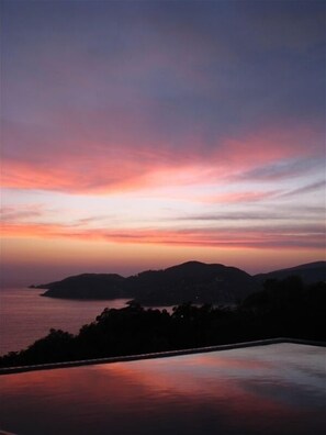 Outdoor pool - La Casa Que Ve al Mar te da la bienvenida en 2026! (Zihuatanejo)