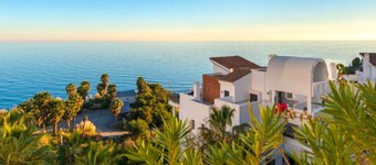 PENTHOUSE APARTMENT STUNNING SEE VIEW TORROX NERJA MALAGA SPAIN