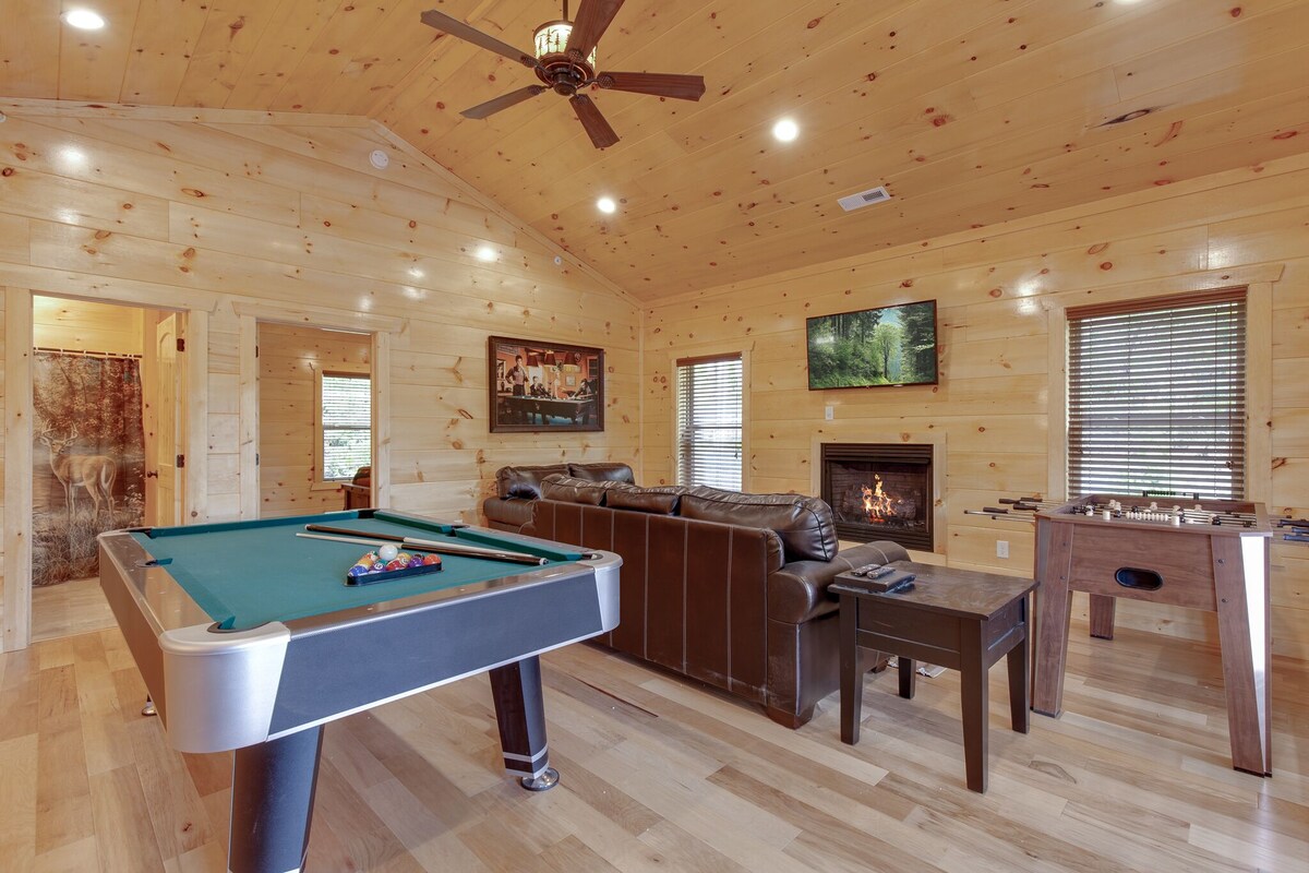 Photo 65 of Smoky Mountain Splash | Groups Welcome, Pool, Hot Tub+ Game Room