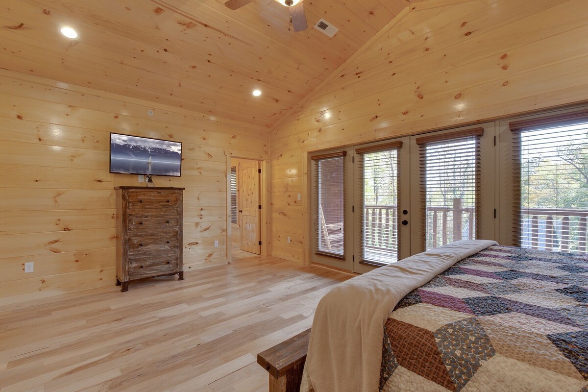 Photo 77 of Smoky Mountain Splash | Groups Welcome, Pool, Hot Tub+ Game Room