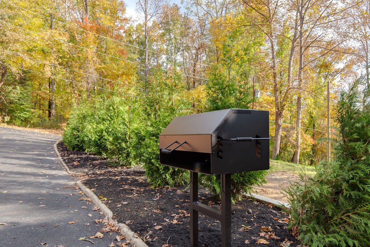 Photo 92 of Smoky Mountain Splash | Groups Welcome, Pool, Hot Tub+ Game Room