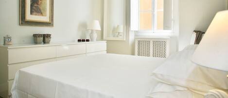 2 soveværelser, strygejern/strygebræt, weekendseng, gratis Wi-Fi