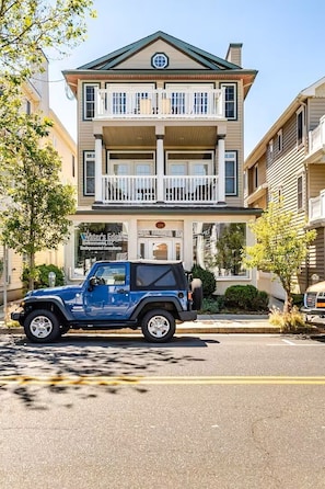 Exterior - Close To Beach, Boardwalk And Rides With 2 Outdoor Decks And Parking For 2 (Ocean City)
