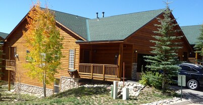 Family Friendly 3 Bedroom, 3 Bath, Mt. Home, Close To 6 World Famous Ski Areas