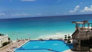 Una piscina climatizada