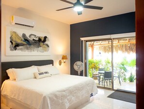 2 Schlafzimmer, Zimmersafe, Schreibtisch, Bügeleisen/Bügelbrett