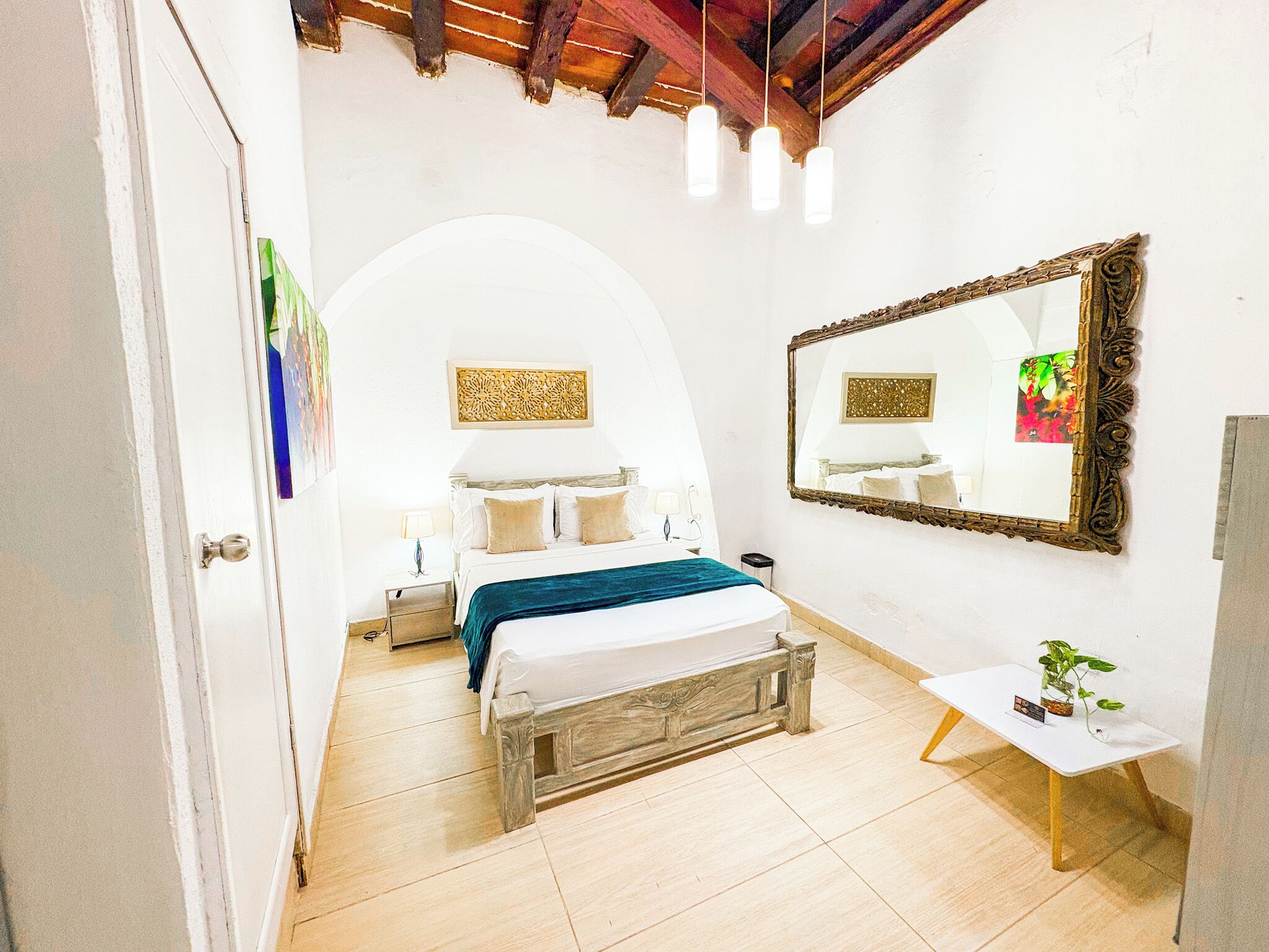 familiar estandar | 1 bedroom, minibar, in-room safe, individually decorated