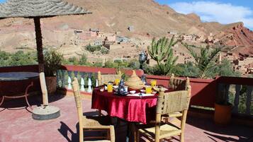 Vue depuis lâhĂ©bergement