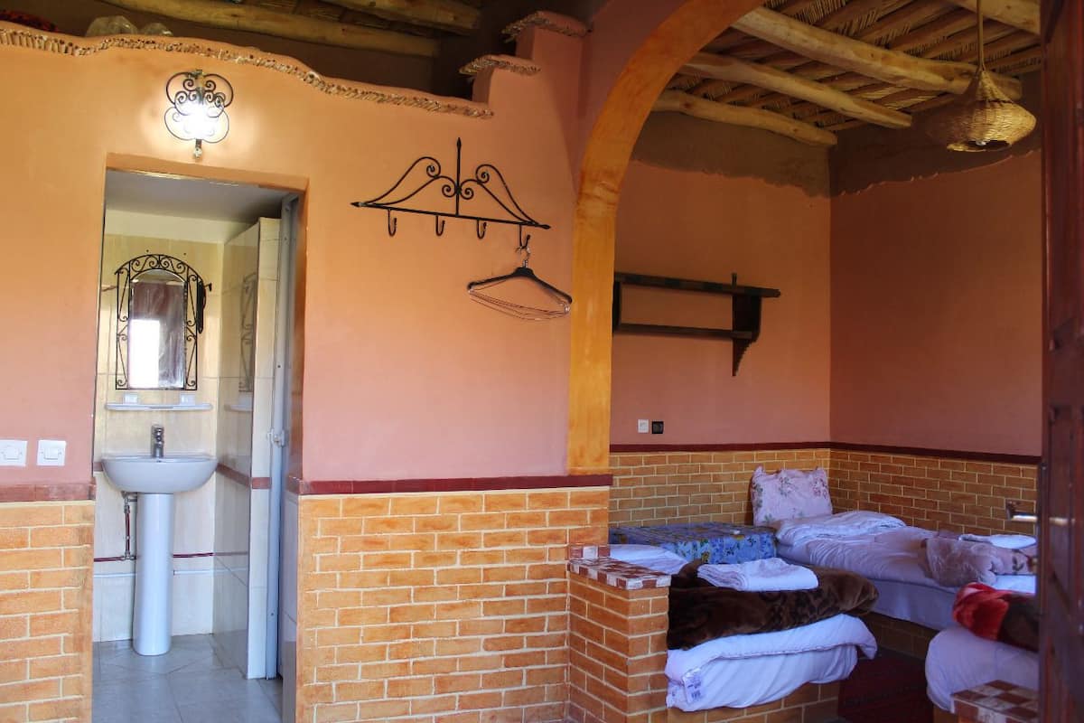Triple Room, Non Smoking | In-room safe, soundproofing, iron/ironing board (on request), free WiFi