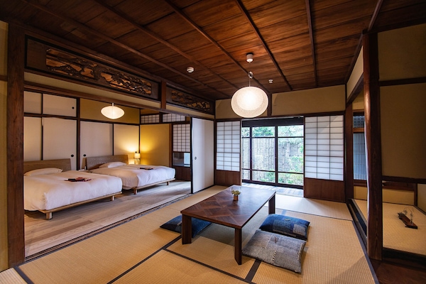 1 habitación, minibar y caja de seguridad en la habitación