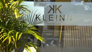 A window with the text 'Hotel Bogota' and 'NK Klein' indicating the hotel name. - Kleinn Hotel Bogotá (Bogotá)