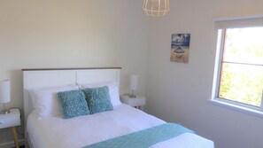 2 quartos, Wi-Fi de cortesia, roupa de cama