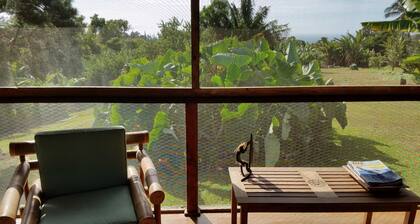 Evergreen Cottage @ Maui Adventure Villa