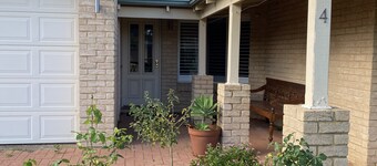 Dunsborough - retrett ved bredden av fjorden