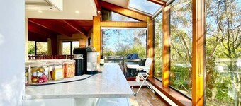 Sublime Cedar Lodge Leura