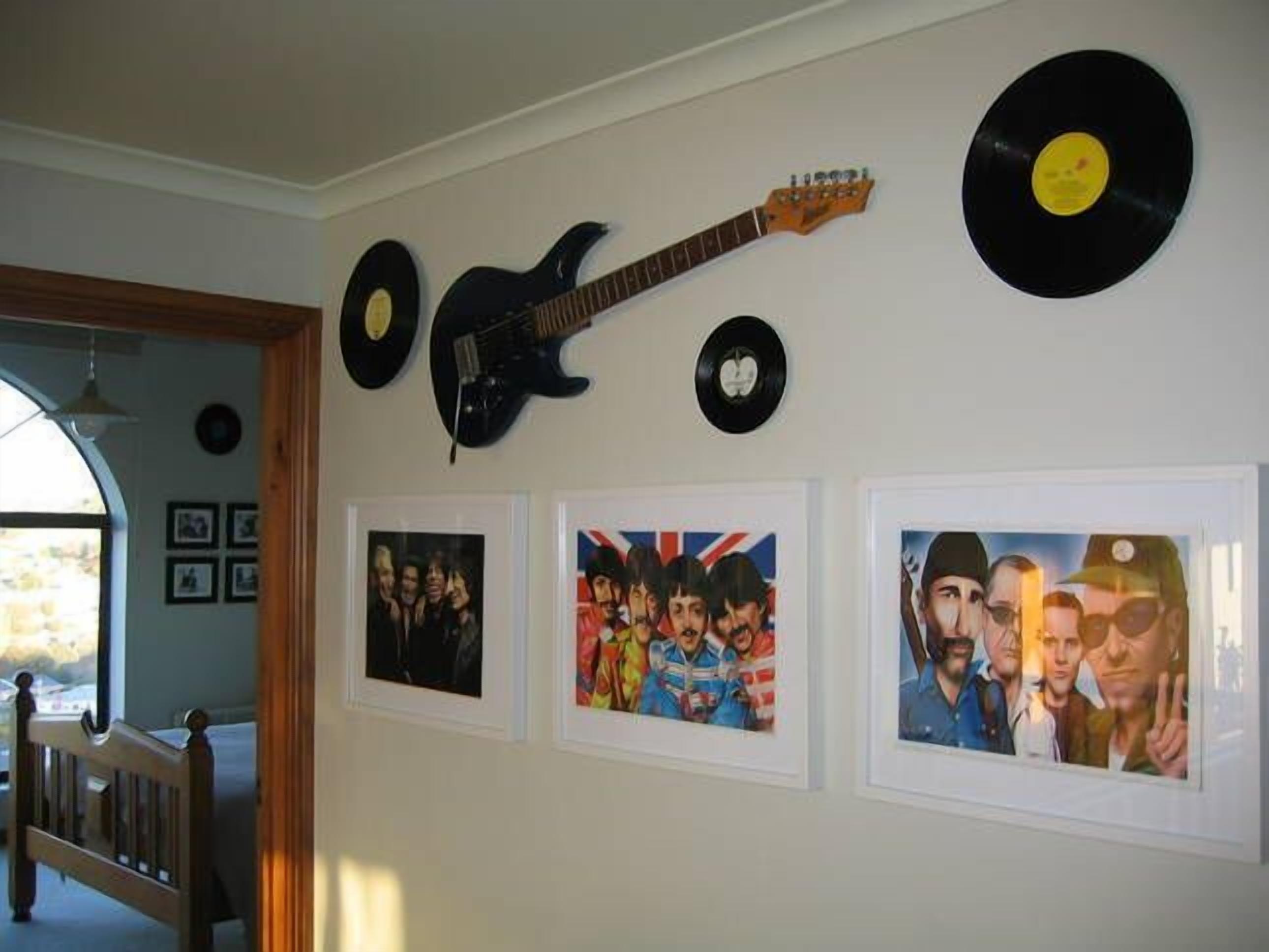 High On Penguin - located at Penguin — image 16