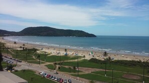 On the beach - Pé na Areia, Indaiá Beach - Bertioga (São Lourenço)