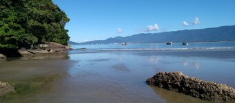 Pé na Areia, Indaiá Beach - Bertioga