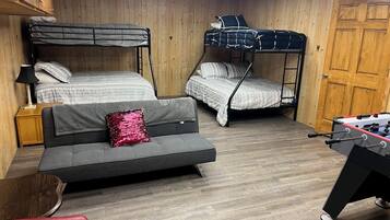 6 habitaciones, tabla de planchar con plancha y wifi gratis