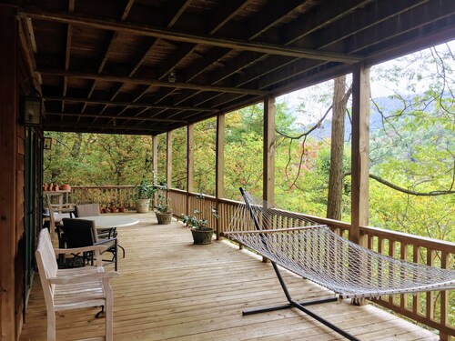 Four Seasons Private Suite on Chestnut Ridge in Highlands - Private Club Access