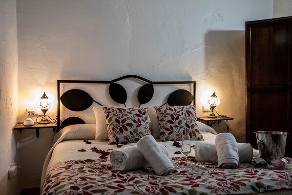1 Schlafzimmer, Bügeleisen/Bügelbrett, Reisekinderbett, kostenloses WLAN