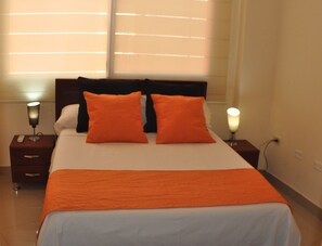 2 slaapkamers, een strijkplank/strijkijzer, wifi, beddengoed