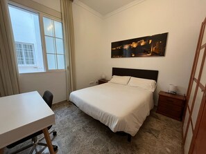 2 Schlafzimmer, Bügeleisen/Bügelbrett, kostenloses WLAN, Bettwäsche