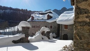 Exterior - SPECIAL OFFER - Rural house (full rental) Rincón de Bachatos  (Biescas)