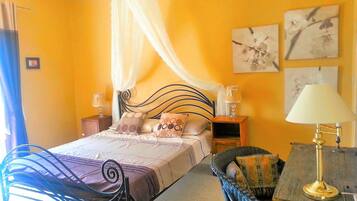 5 Schlafzimmer, Bügeleisen/Bügelbrett, WLAN, Bettwäsche