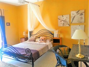 5 Schlafzimmer, Bügeleisen/Bügelbrett, WLAN, Bettwäsche