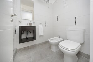 Apartment, Multiple Beds, Non Smoking | Bathroom - AW6 Derqui Apartment (Córdoba)