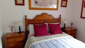 3 Schlafzimmer, Bügeleisen/Bügelbrett, Reisekinderbett, kostenloses WLAN