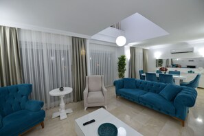 Télévision LCD, cheminée