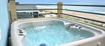 STAYS NOW-MARCH 27TH DISCOUNTED
- INCLUDE A FREE GOLF CART VOUCHER FROM DVO