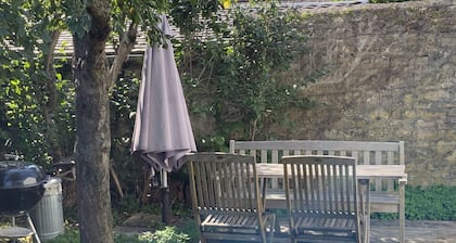 Maisonnette de Senlis rated 3*. Calm and excellent comfort