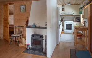 Fridge, stovetop, coffee/tea maker - Pet friendly home in Simlångsdalen (Simlångsdalen)