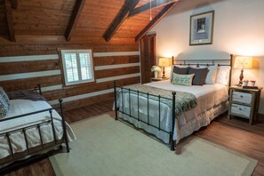 3 chambres, fer et planche à repasser, lit parapluie, Wi-Fi gratuit