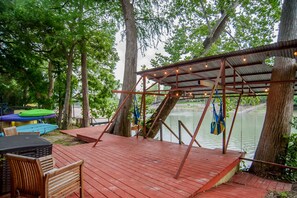 Property grounds - Guadalupe River Retreat with Kayaks, Ping Pong & Foosball!  (Seguin)