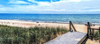 Cobmoosa Shores Cottage: Private Beach, Silver Lake ORV Park, and Wi-Fi!