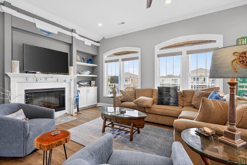 Iso sininen - uusi rakennus!